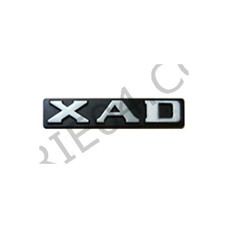 monogramme " XAD"