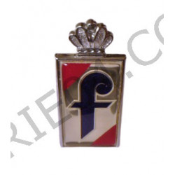 badge "F"